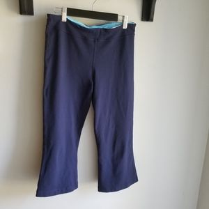👖 LULULEMON CROPPED PANTS